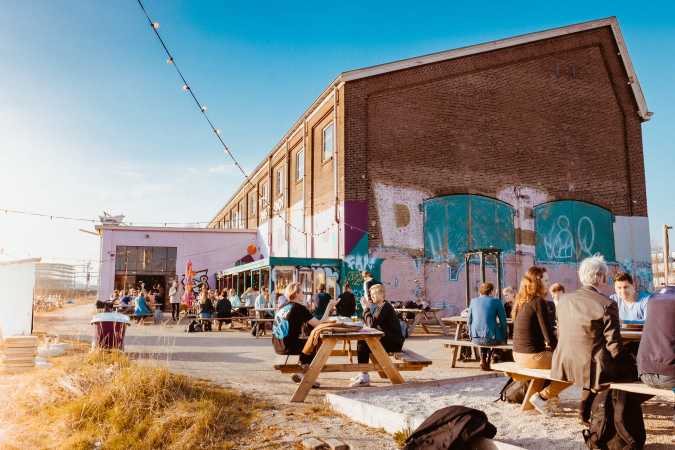 Dance with Ping Pong